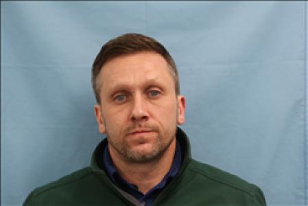 Jonathon Michael Wayne Reynolds a registered Sex, Violent, or Drug Offender of Kansas