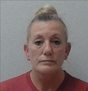 Konnie Lea Huddleston a registered Sex, Violent, or Drug Offender of Kansas