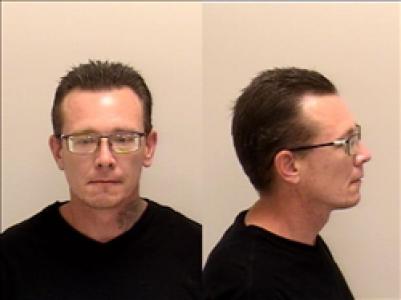 Nichlos Wayne Norton a registered Sex, Violent, or Drug Offender of Kansas