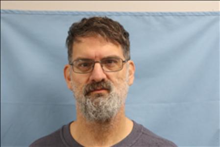 Eric Shawn Hearn a registered Sex, Violent, or Drug Offender of Kansas