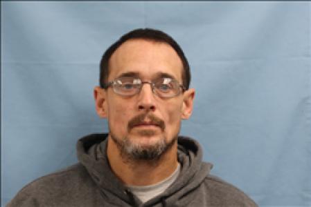 Justin Lee Skeens a registered Sex, Violent, or Drug Offender of Kansas