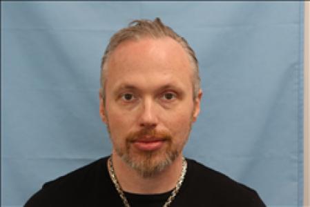 Ryan Robert Burns a registered Sex, Violent, or Drug Offender of Kansas
