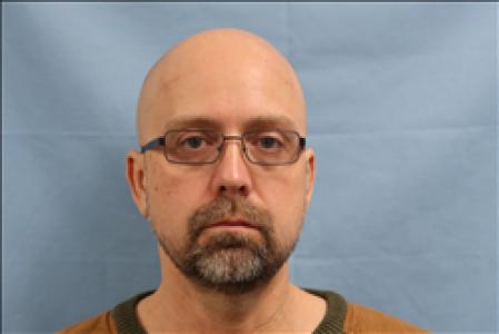 Travis Wayne Claxton a registered Sex, Violent, or Drug Offender of Kansas