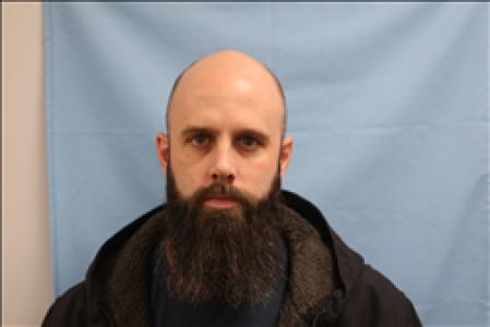 Jarrod Michael Russell a registered Sex, Violent, or Drug Offender of Kansas