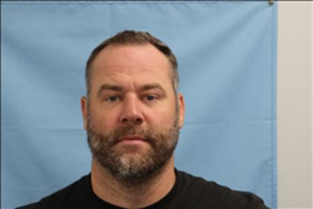 Darin Michael Redeker a registered Sex, Violent, or Drug Offender of Kansas