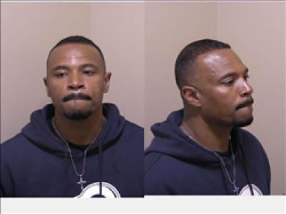 Decarlos Oshay Everette a registered Sex, Violent, or Drug Offender of Kansas