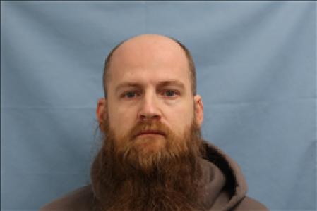 Travis Lee Peters a registered Sex, Violent, or Drug Offender of Kansas