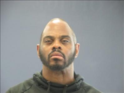 Deon Valentino Montez Johnson a registered Sex, Violent, or Drug Offender of Kansas