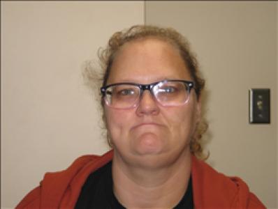 Nichole Michelle Volden a registered Sex, Violent, or Drug Offender of Kansas