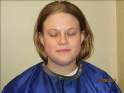 Ashlyn Nicole Saunders a registered Sex, Violent, or Drug Offender of Kansas