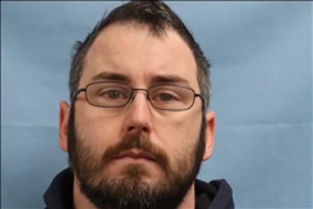 Ryan Thomas Marchioni a registered Sex, Violent, or Drug Offender of Kansas