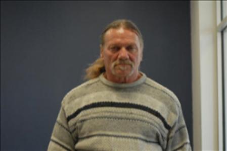 Roger Cleon Davison a registered Sex, Violent, or Drug Offender of Kansas