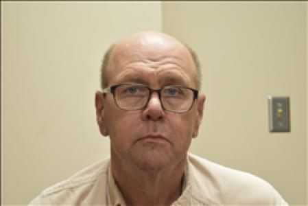 Mark Alan Howe a registered Sex, Violent, or Drug Offender of Kansas