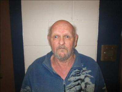 John Donald Lyons a registered Sex, Violent, or Drug Offender of Kansas