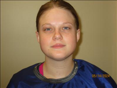 Ashlyn Nicole Saunders a registered Sex, Violent, or Drug Offender of Kansas