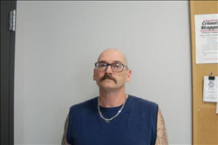 Russell Len Chappell a registered Sex, Violent, or Drug Offender of Kansas