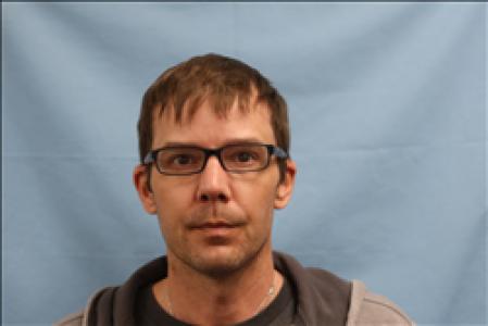 Robert William Bayless III a registered Sex, Violent, or Drug Offender of Kansas