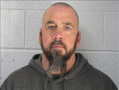 Ryan Owen Belt a registered Sex, Violent, or Drug Offender of Kansas