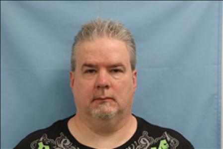 Robert Mac Tumlin II a registered Sex, Violent, or Drug Offender of Kansas