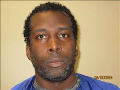 Julian Lamar Russell a registered Sex, Violent, or Drug Offender of Kansas