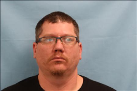 Thomas Jay Macdonald a registered Sex, Violent, or Drug Offender of Kansas