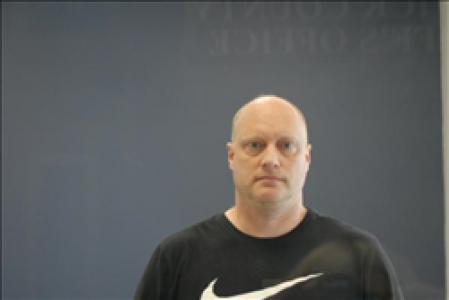 Dennis Victor Henry a registered Sex, Violent, or Drug Offender of Kansas