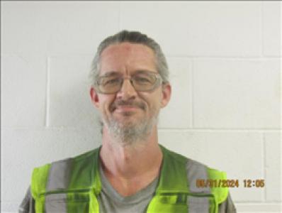 Lincoln Charles Ross a registered Sex, Violent, or Drug Offender of Kansas