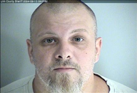 Mathew Perry Yocham a registered Sex, Violent, or Drug Offender of Kansas