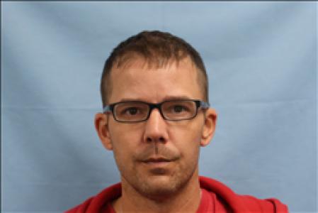 Robert William Bayless III a registered Sex, Violent, or Drug Offender of Kansas