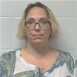 April Dawn Kiser a registered Sex, Violent, or Drug Offender of Kansas