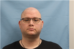 Kenneth Lee Mahoney II a registered Sex, Violent, or Drug Offender of Kansas