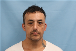 Reyes Osuna Campos a registered Sex, Violent, or Drug Offender of Kansas