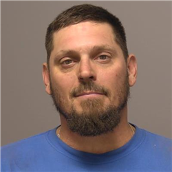 Derek Robert Jore a registered Sex, Violent, or Drug Offender of Kansas