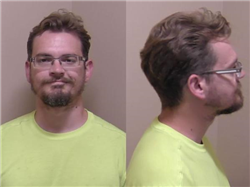 Brad Lee Horton a registered Sex, Violent, or Drug Offender of Kansas