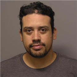 Louis Daniel Linares a registered Sex, Violent, or Drug Offender of Kansas