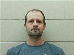 Alan Eugene Overton a registered Sex, Violent, or Drug Offender of Kansas