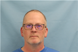 Patrick William Moulder a registered Sex, Violent, or Drug Offender of Kansas