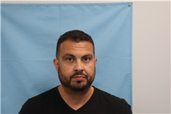 Michael Lee Navedo-jimenez a registered Sex, Violent, or Drug Offender of Kansas