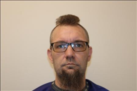 Demian Escher Renfrow a registered Sex, Violent, or Drug Offender of Kansas