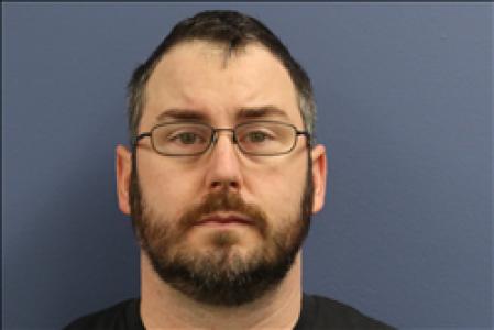 Ryan Thomas Marchioni a registered Sex, Violent, or Drug Offender of Kansas