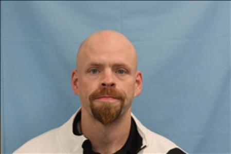 Michael Roy Cunningham II a registered Sex, Violent, or Drug Offender of Kansas