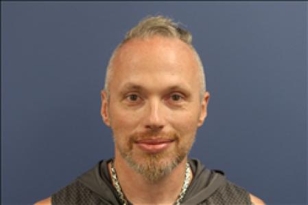 Ryan Robert Burns a registered  of Kansas