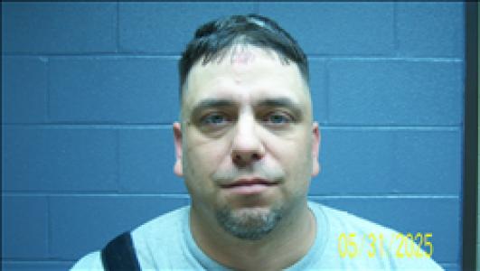 Christopher James Marquez a registered Sex, Violent, or Drug Offender of Kansas