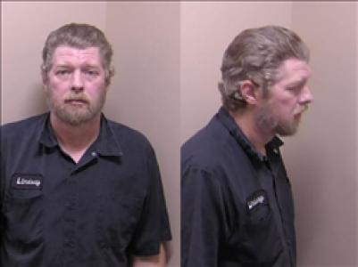 Lindsay Lee Mcelfresh II a registered Sex, Violent, or Drug Offender of Kansas