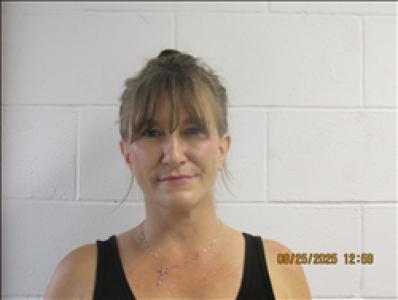 Angela Kaye Shaw a registered Sex, Violent, or Drug Offender of Kansas
