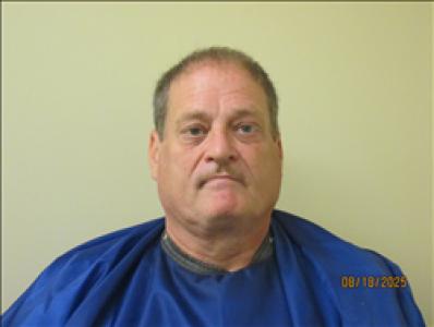 Terry Wayne Suit a registered Sex, Violent, or Drug Offender of Kansas