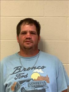 Travis Gean Deakins a registered Sex, Violent, or Drug Offender of Kansas