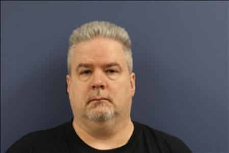 Robert Mac Tumlin II a registered Sex, Violent, or Drug Offender of Kansas