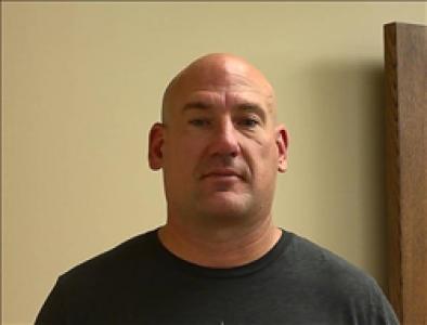 Eric Brannon Binns a registered Sex, Violent, or Drug Offender of Kansas