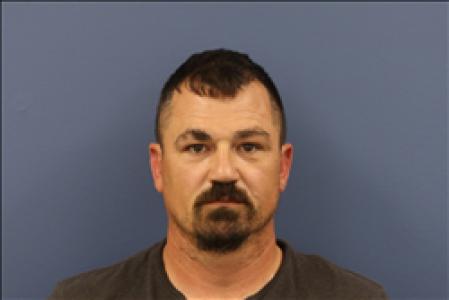 Mark Walter Lewis a registered Sex, Violent, or Drug Offender of Kansas